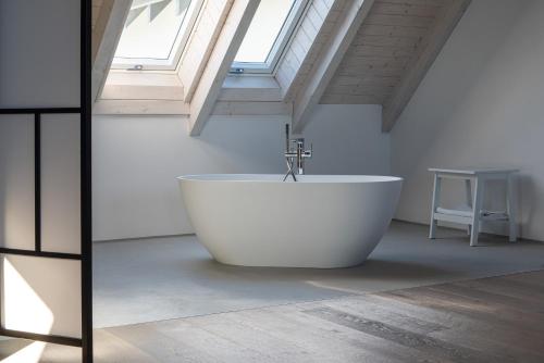 Usedlost U lípy Blatiny (Usedlost U lipy Blatiny) in Svratka