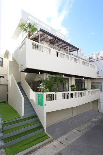 ゴールデンシャワー国際通り2階, Naha