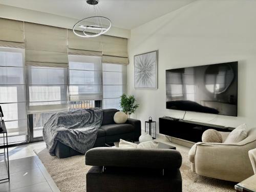Enjoy a Modern and Trendy apartment in the Heart of Dubai, Дубай (фото 6)