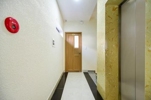 Twin Room image 1