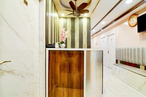 ล็อบบี้, Hotel O Marquis Street Formerly BK International in กลกาตา