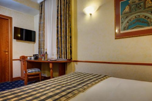 Hotel Amalfi, Řím (fotografie 4)