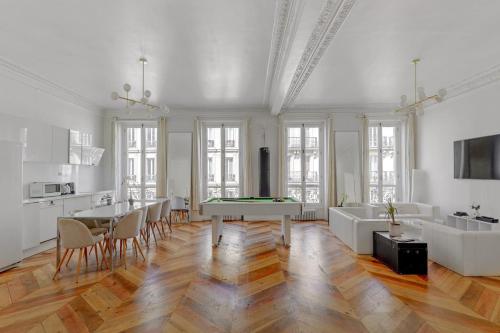 L'Atelier Haussmann, close to Galeries Lafayette