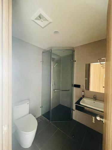 Two-Bedroom Apartment image 8
