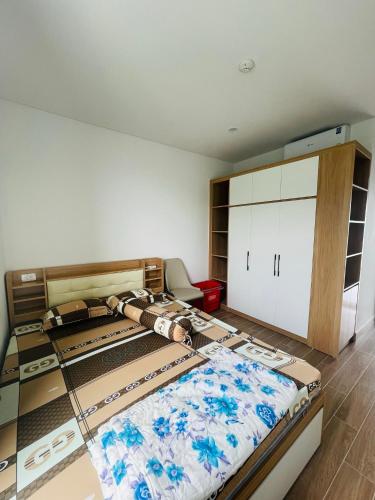 Two-Bedroom Apartment image 7