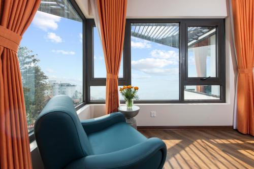 Twin room, garden view