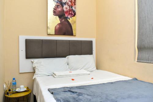 Standard Double Room image 4