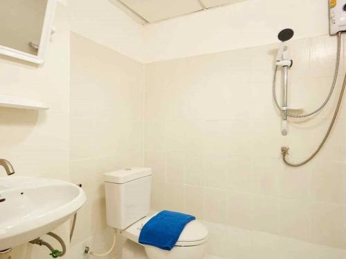 Bansuay Phranangklao Apartment&Hotel - 화장실