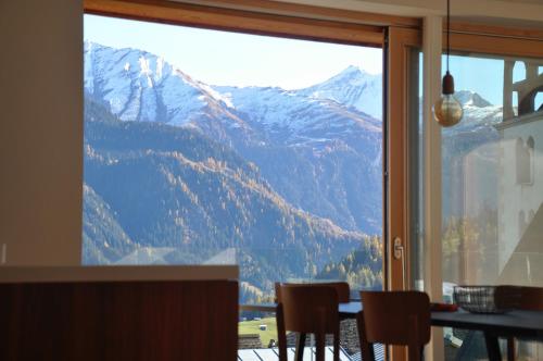 Panoramic Ecodesign Apartment Obersaxen - Val Lumnezia I Vella - Vignogn I near Laax Flims I 5 Swiss stars rating