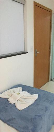 1 twin bed