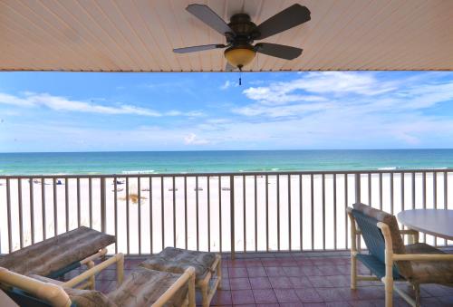 View, Holiday Villas II in Indian Shores (FL)