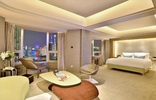 MEHOOD Elegant Hotel Shanghai Bund near 1933 Old Millfun