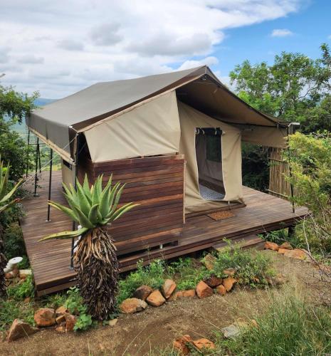 Loziba Wildlife Reserve Tented Camp in 烏倫迪