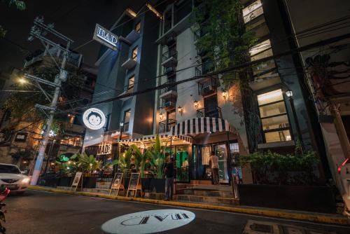 Mad Monkey Manila, Manila