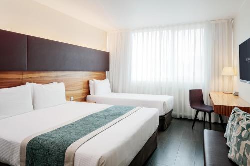 Eurostars Embassy - image 11