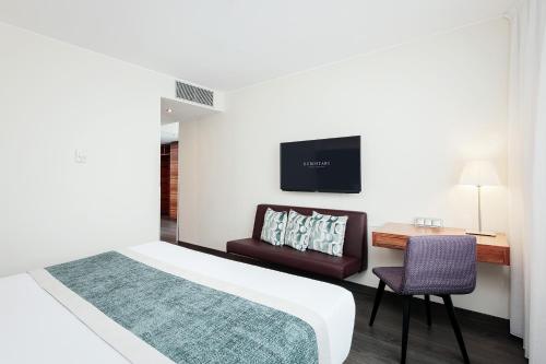 Eurostars Embassy - image 10