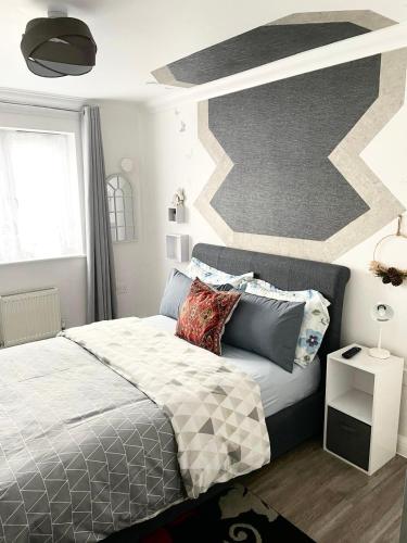 Forsyth Court Apartment - 2 Bedroom - image 10