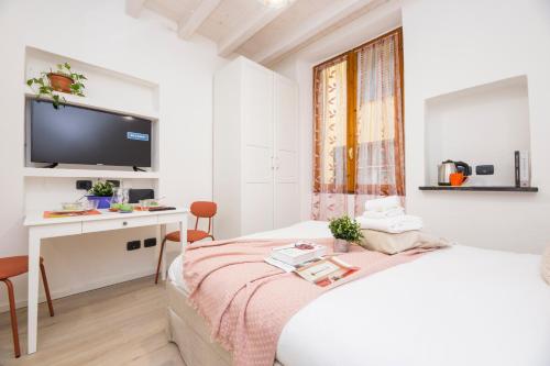 CasaViva - Cozy Minimal Studio In Ancient Genova, Janov (fotografie 6)