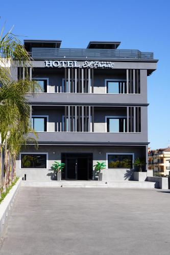 Exterior view of Hotel El Pamas