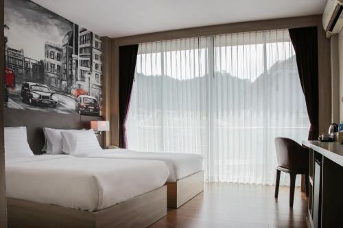 room detail thumbnail 0