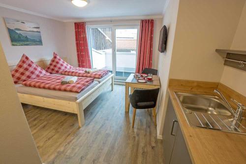 Double Room with Mountain View