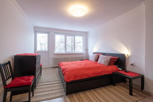 LZ Spacious One Bedroom Apartment in Top Centre by Flat Mаnager, Sofia (Foto 3)