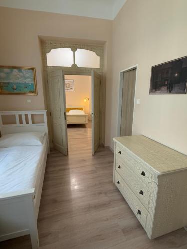 Hotel King George - image 4