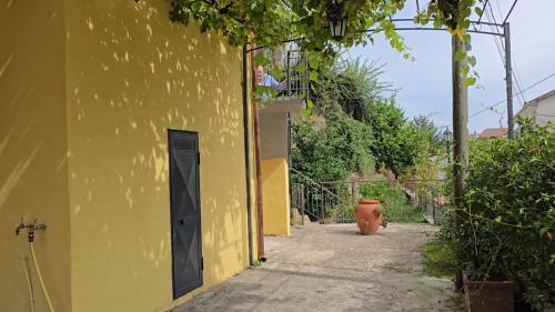 CASA DEL PAVONE - Capometa in Піччіллі
