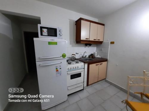 One-Bedroom Apartment image 7