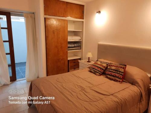 One-Bedroom Apartment image 5