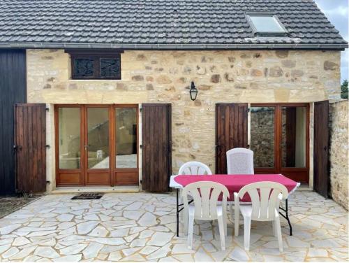 Maison de campagne pour 4 proche de Sarlat gîte à louer L'Eyssalles