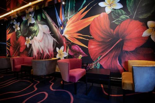 Hotel Sky Cape Town - image 9