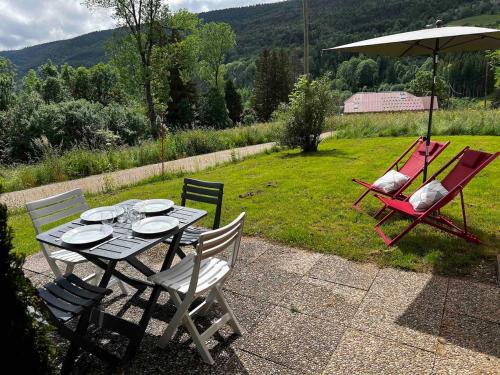 Iekārtas, Grizzli rouge - pied des pistes avec parking in Lelex