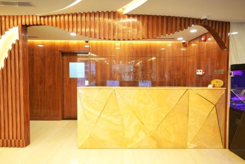 Manchester Plaza Hotel - image 5
