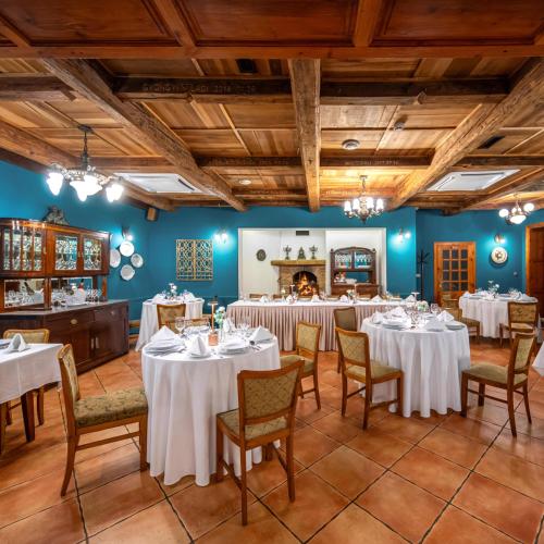 Ravintola, Szarcsa Hotel in Székesfehérvár