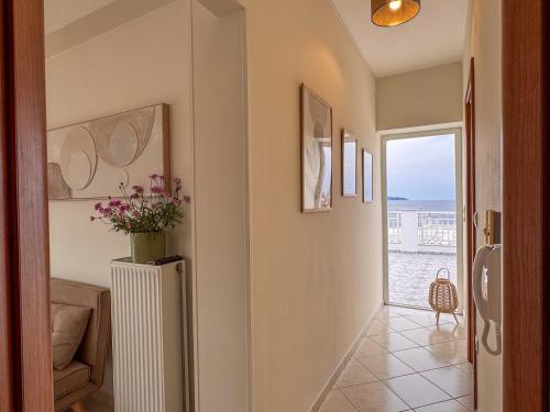 Luna in Samos City Center