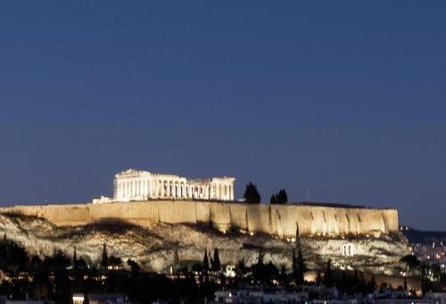Athens Koukaki Penthouse, Acropolis view, Athènes