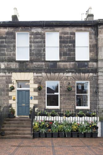 Sherwood Guest House - image 3