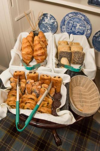 Sherwood Guest House - image 14