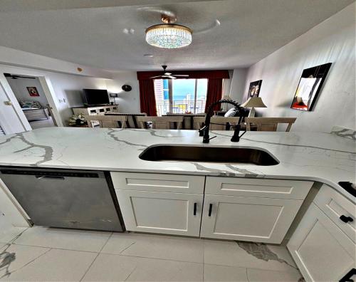 1 BR Deluxe Jacuzzi Condo Southern Exposure Oceanview Wyndham Ocean Walk - Daytona Funland 2429 in Daytona Beach, USA