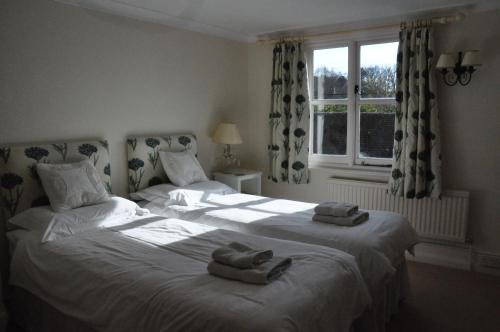 Little Tidebrook Farm - image 3