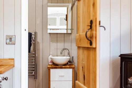 Shepherd's Hut at Lythwood, Near Shrewsbury in Bayston Hill