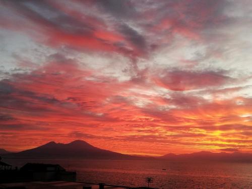 Casa Parthenope, a window on the sea, Naples (photo 8)