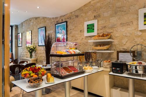 Food and beverages, Albe Hotel Saint-Michel near Conciergerie Palace