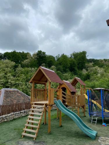 Konak Dobri Potok in Krupanj