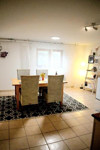 Apartment Souterrain Bühl Vimbuch Familie Bork (Apartment Souterrain Buhl Vimbuch Familie Bork) near Karlsruhe/Baden-Baden repülőtér