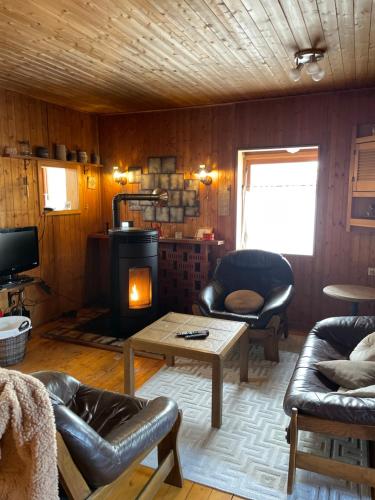 Közös társalgó / TV, Authentiek, Vintage Chalet aan de Bosrand in Dalheim