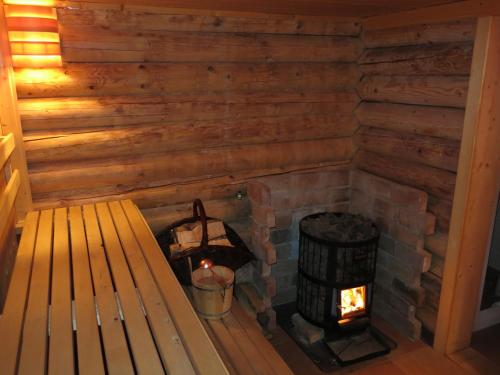 ซาวน่า, Rönkházacska - Kétkerék Vendégház (Ronkhazacska - Ketkerek Vendeghaz) in มาทรัสเซนทิเมอร์