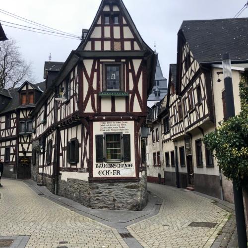 Authentiek, Vintage Chalet aan de Bosrand in Dalheim