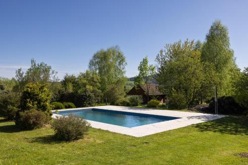 Úszómedence, Pension Tereza & Šumavské Roubenky (Pension Tereza & Sumavske Roubenky) in Petrovice U Susice